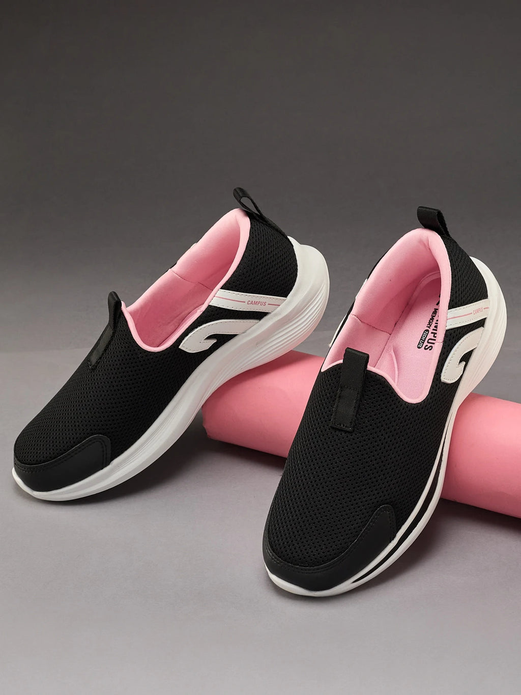 AMBLE Black Women's Walking Shoes