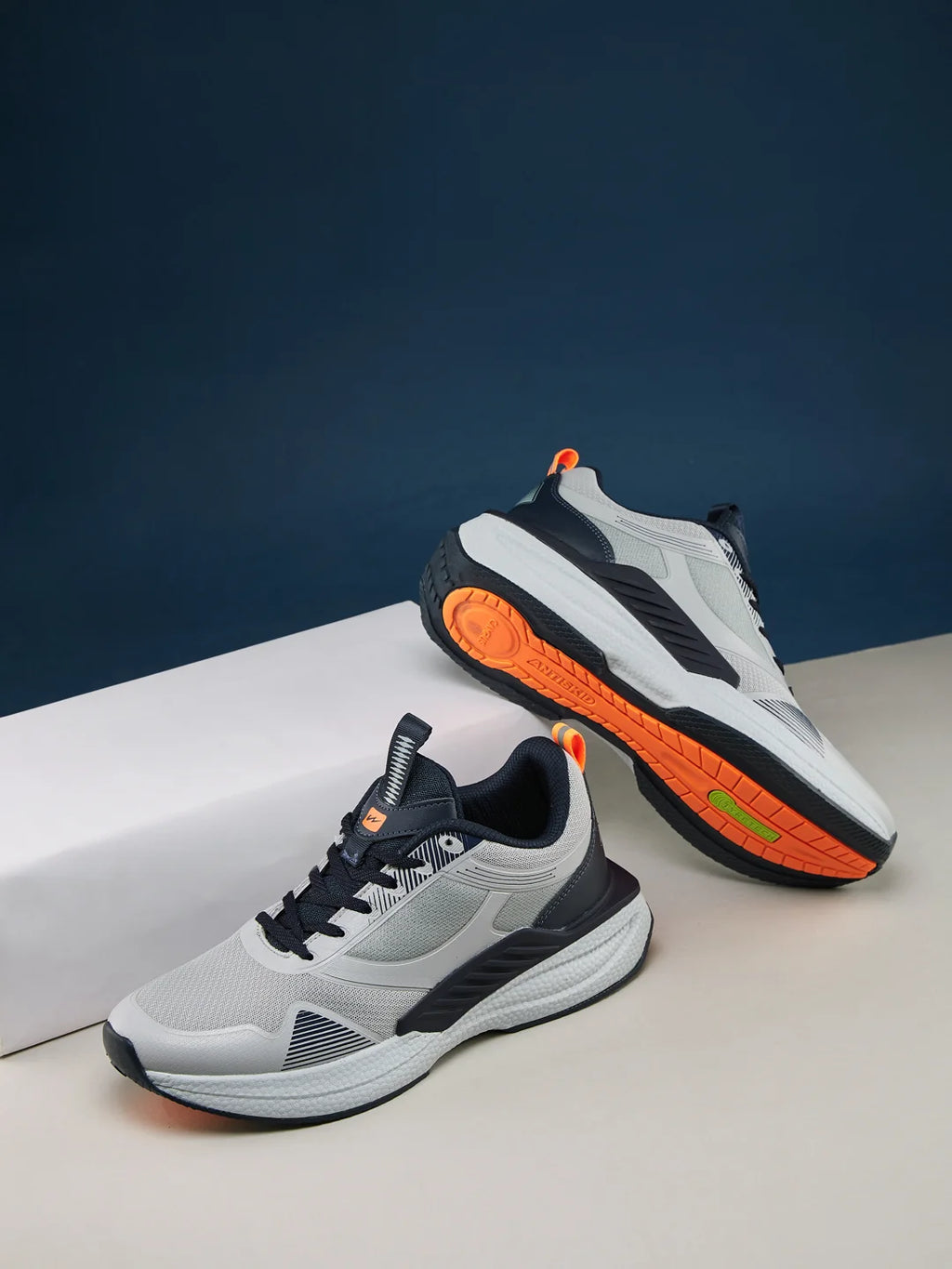 BALLET Grey Men's Running Shoes