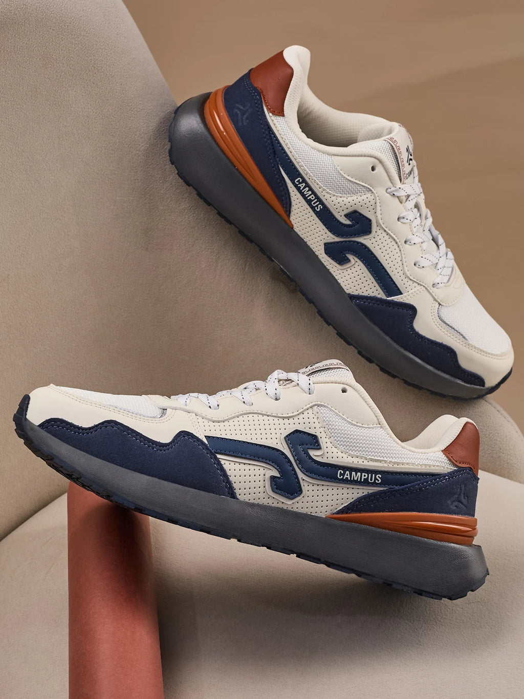 BRUTE White Men's Sneakers