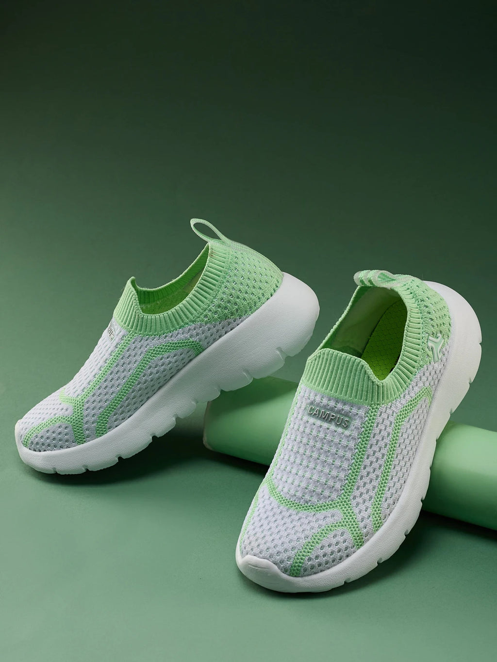 BRUTO KIDS White Kids Walking Shoes