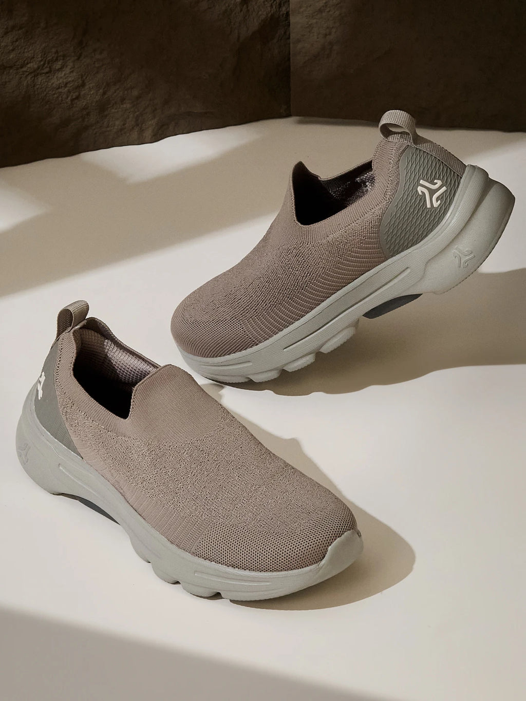 CABIN Beige Men's Walking Shoes