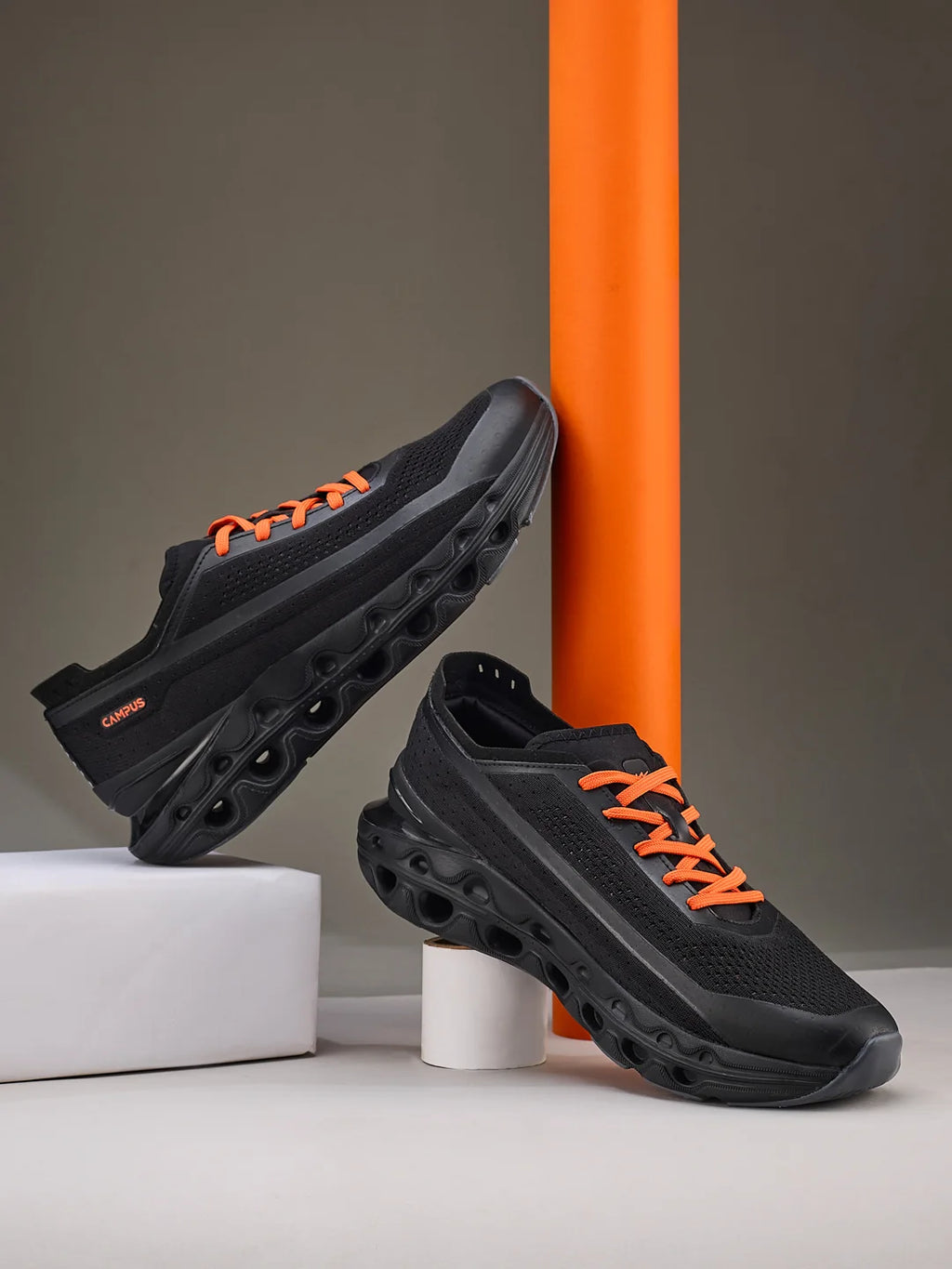 COIL PRO Black Men's Running Shoes