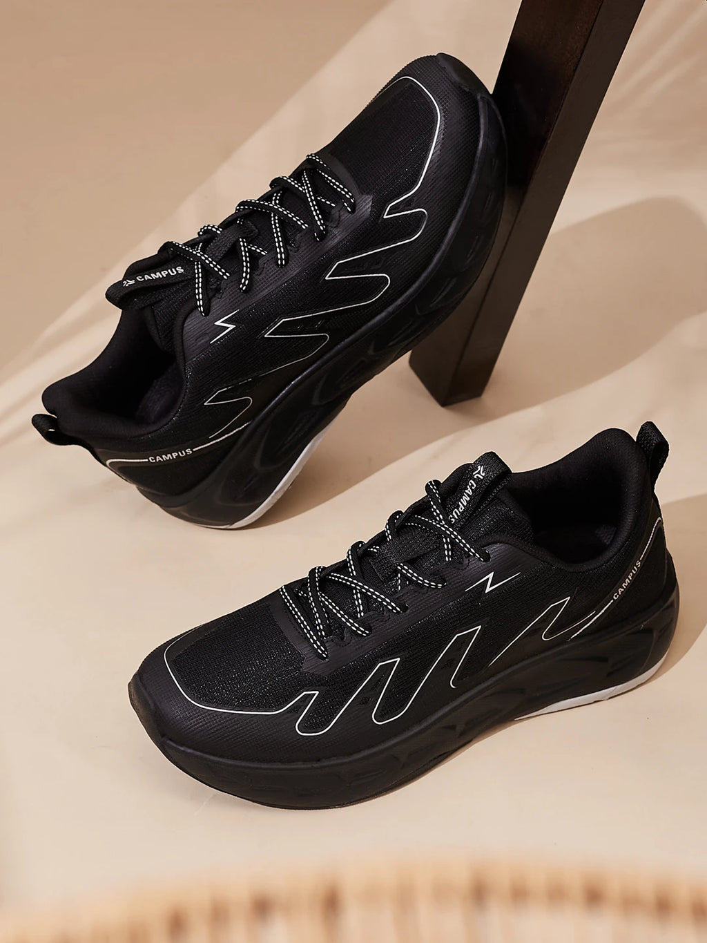 DATRO Black Men's Running Shoes
