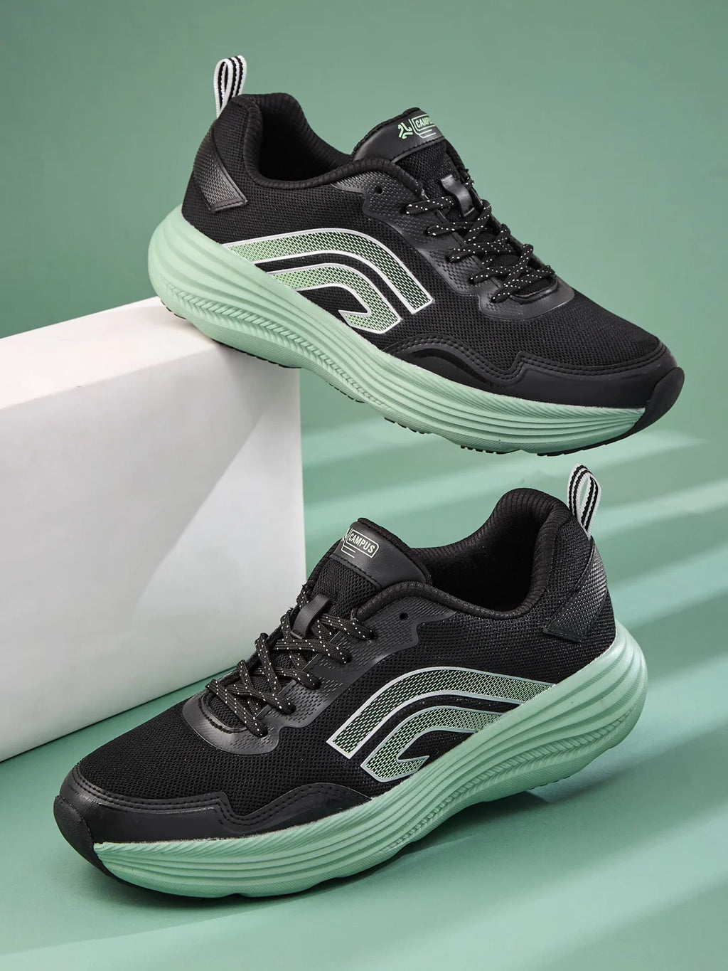 DIRECT Black Men's Running Shoes