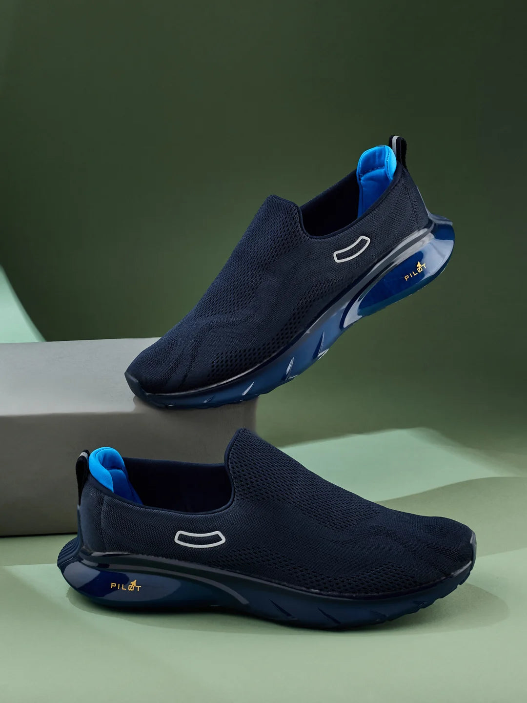 GADGET Navy Men's Walking Shoes