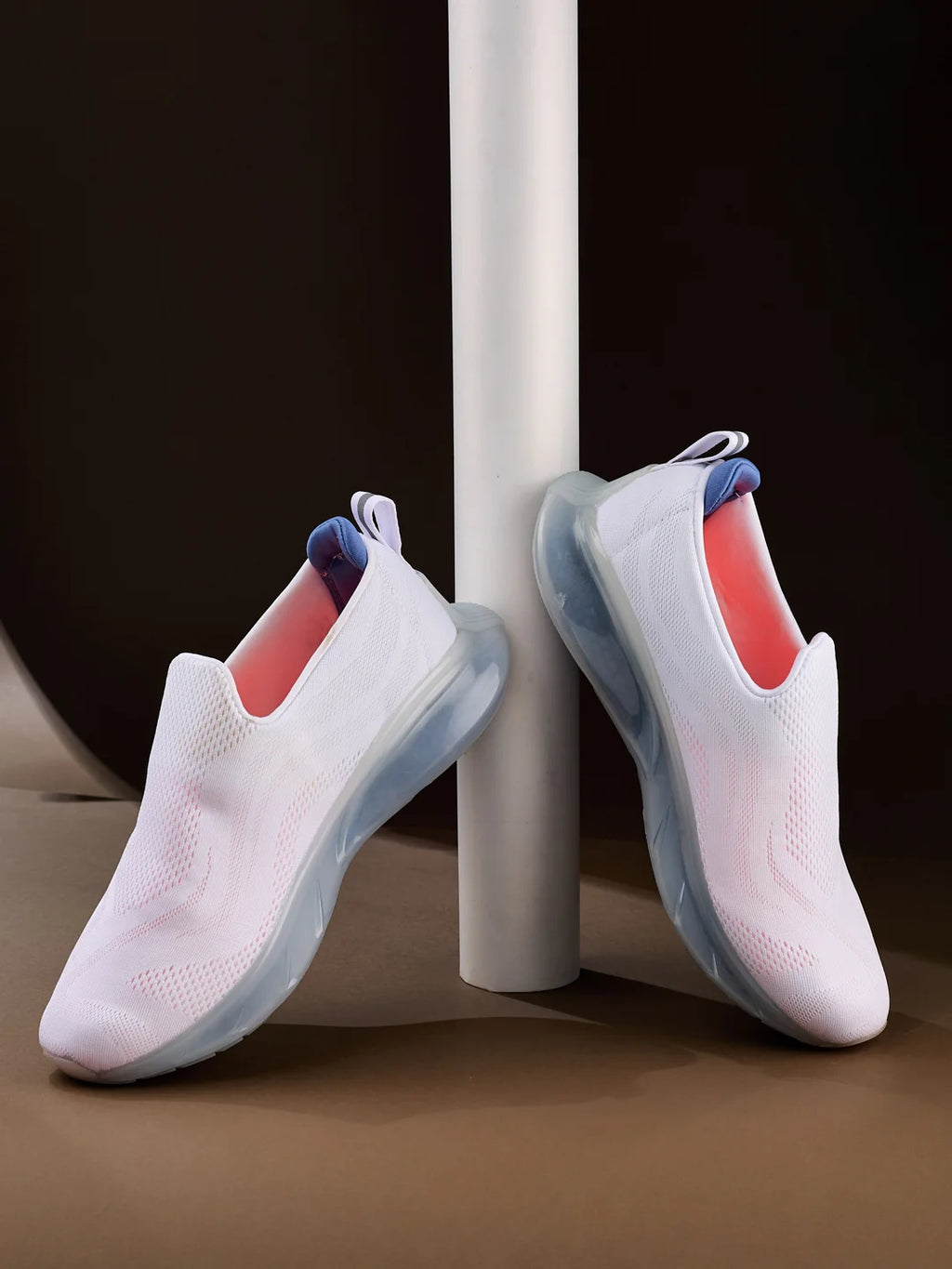 GADGET White Men's Walking Shoes