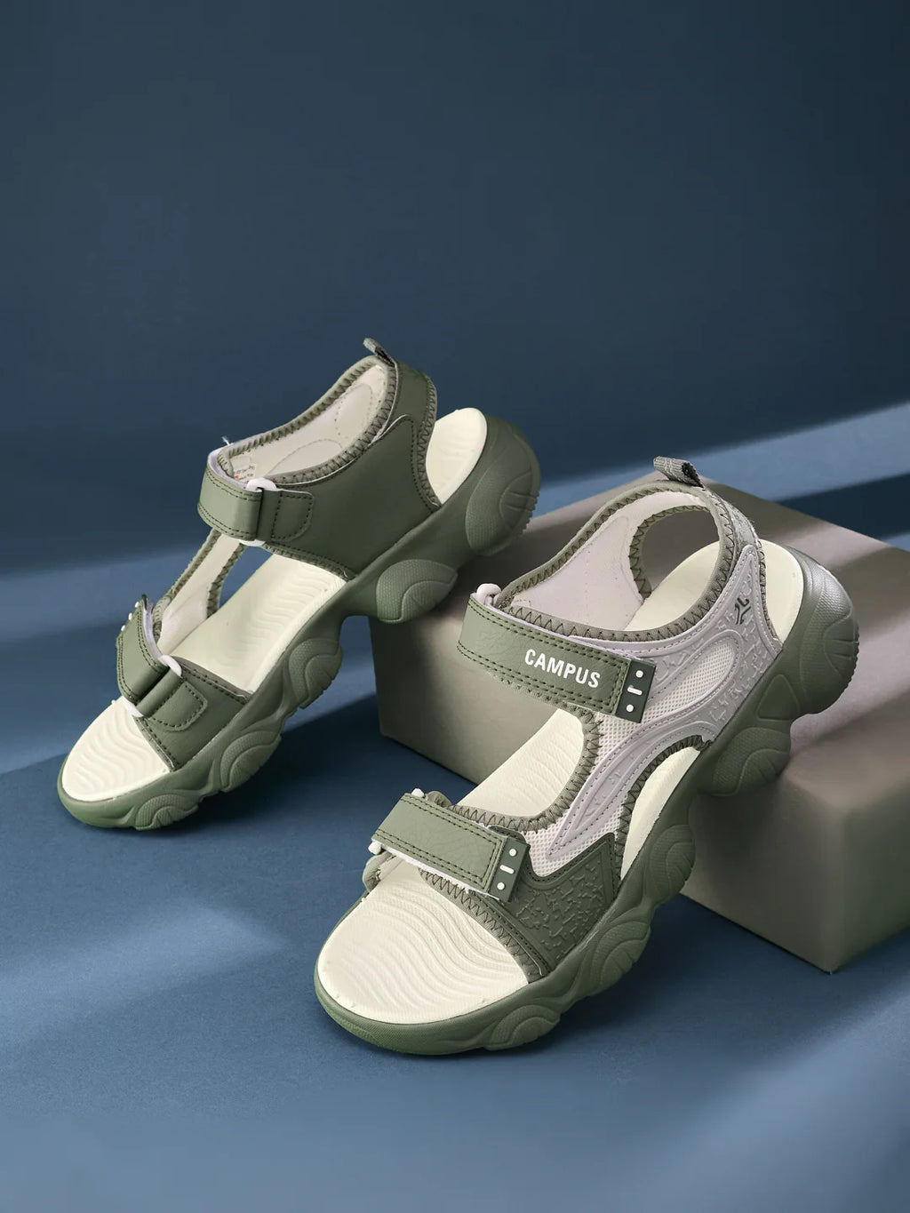 GC-22171 White Men's Sandals