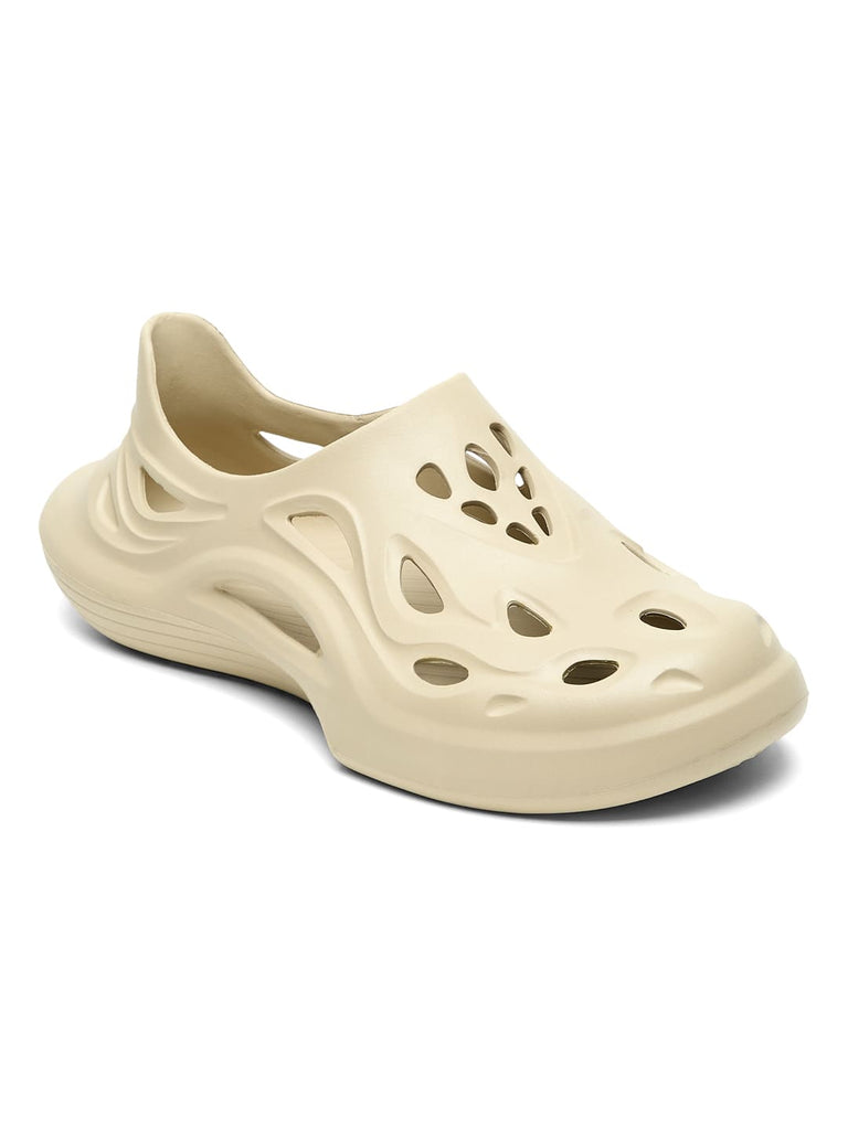 Price DUKE White Men's Running Shoes