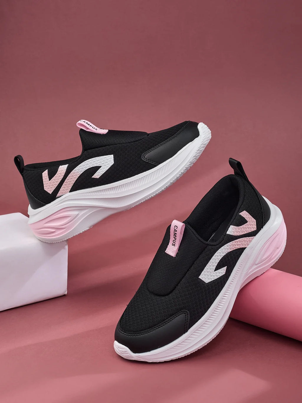 GISEL Black Women's Walking Shoes