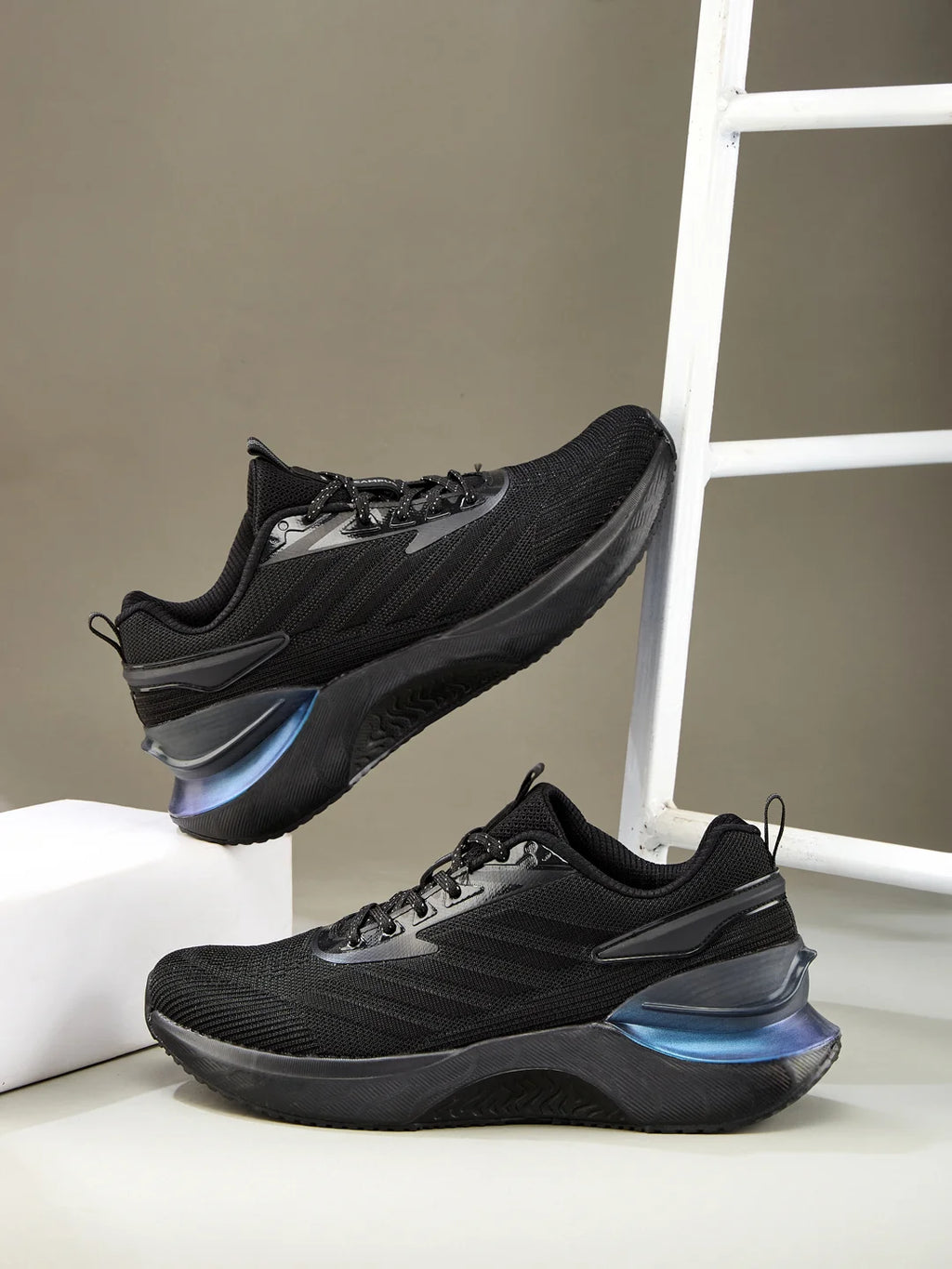 GLOAM Black Men's Running Shoes