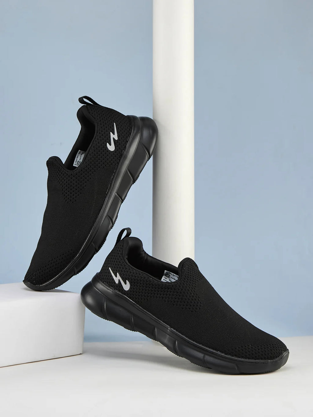 HAWK Black Men's Walking Shoes