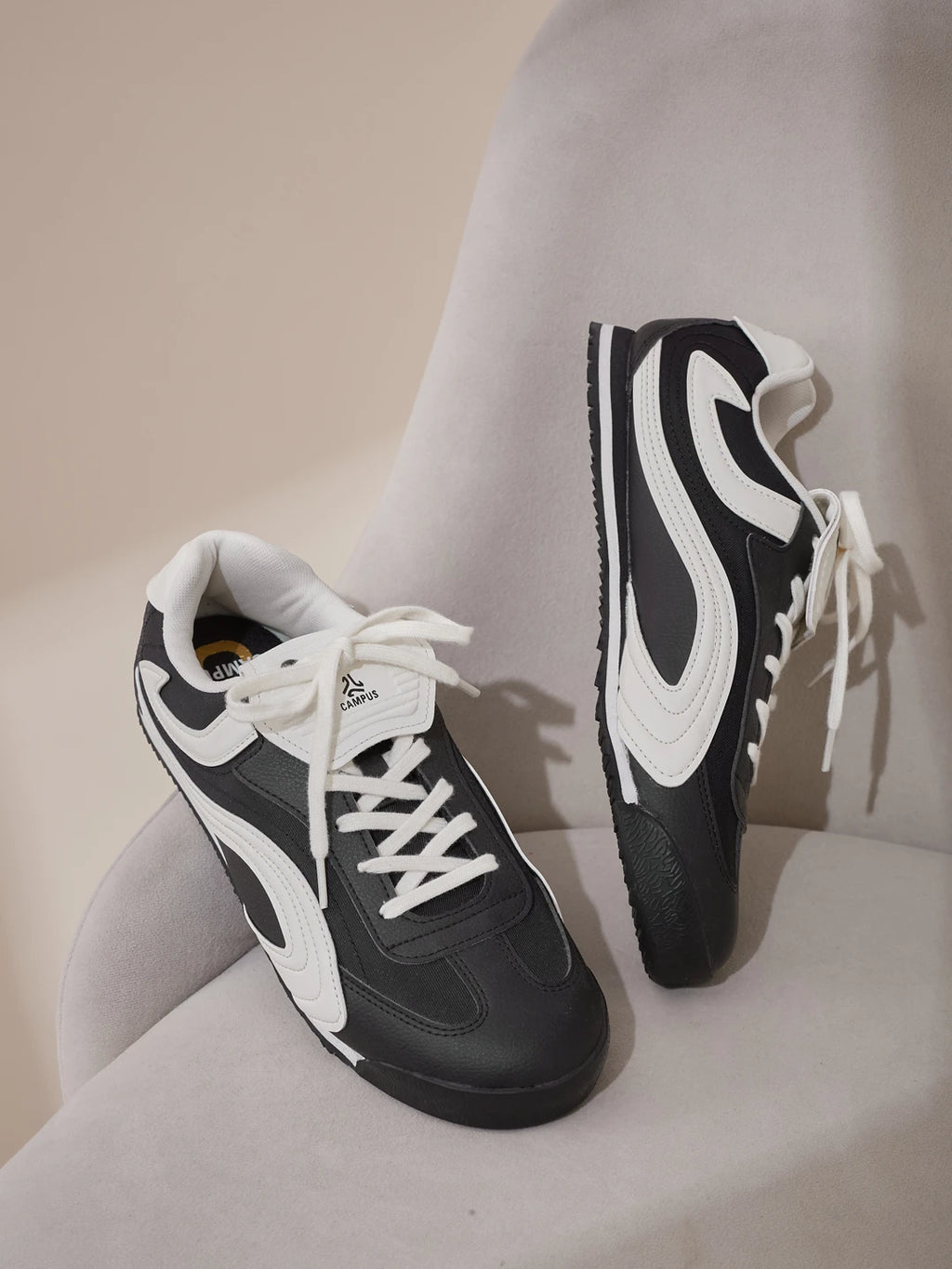 HIGHBIRD Black Women's Sneakers