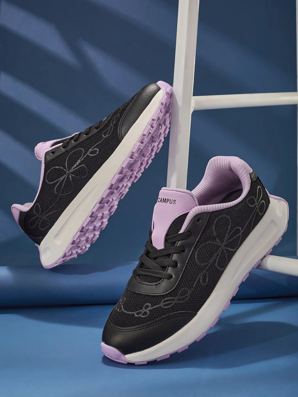 JUJUBEE Black Women's Sneakers