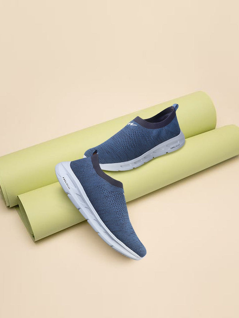 Price SLAKE White Men Sports Shoes