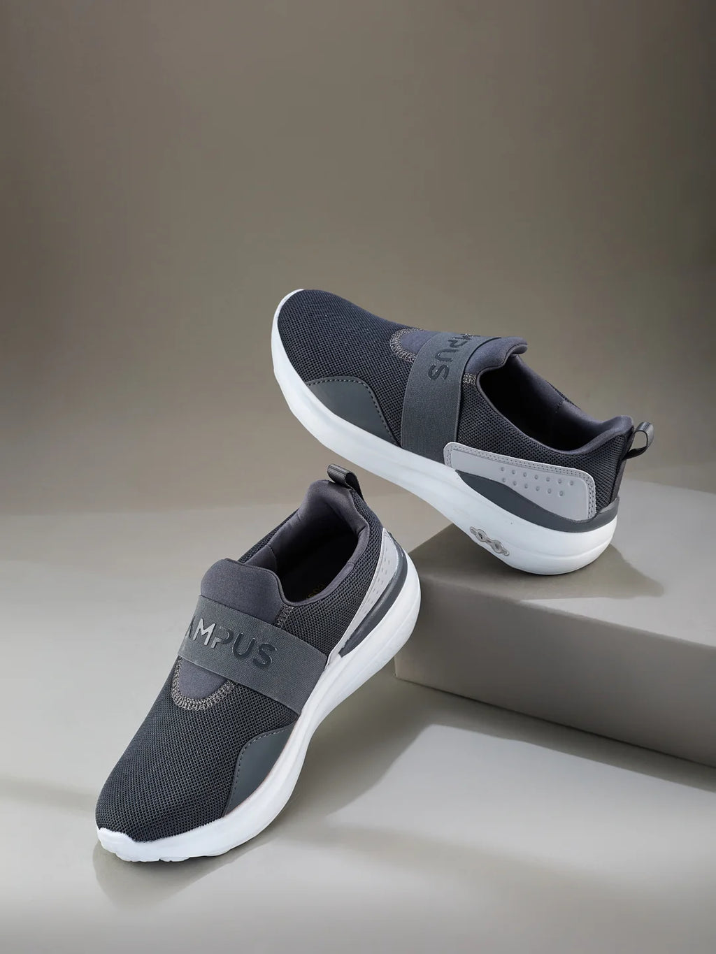 LAYER Grey Men's Walking Shoes