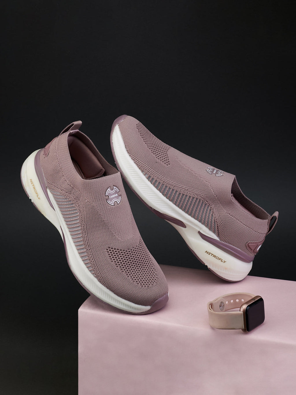 MADRA Mauve Women's Walking shoes