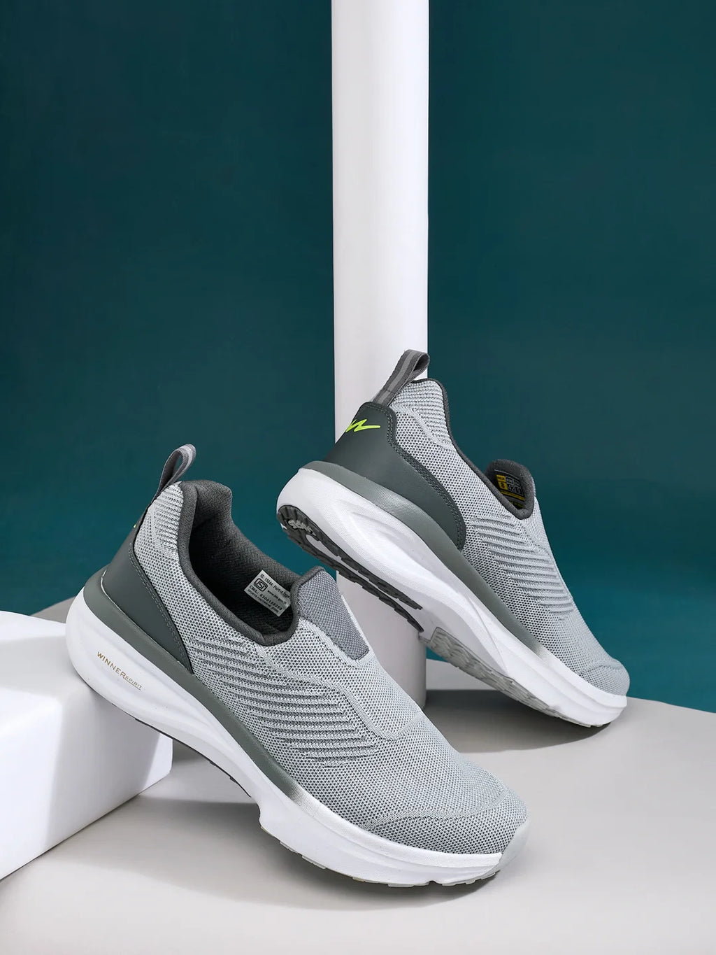 MINOT Grey Men's Walking Shoes