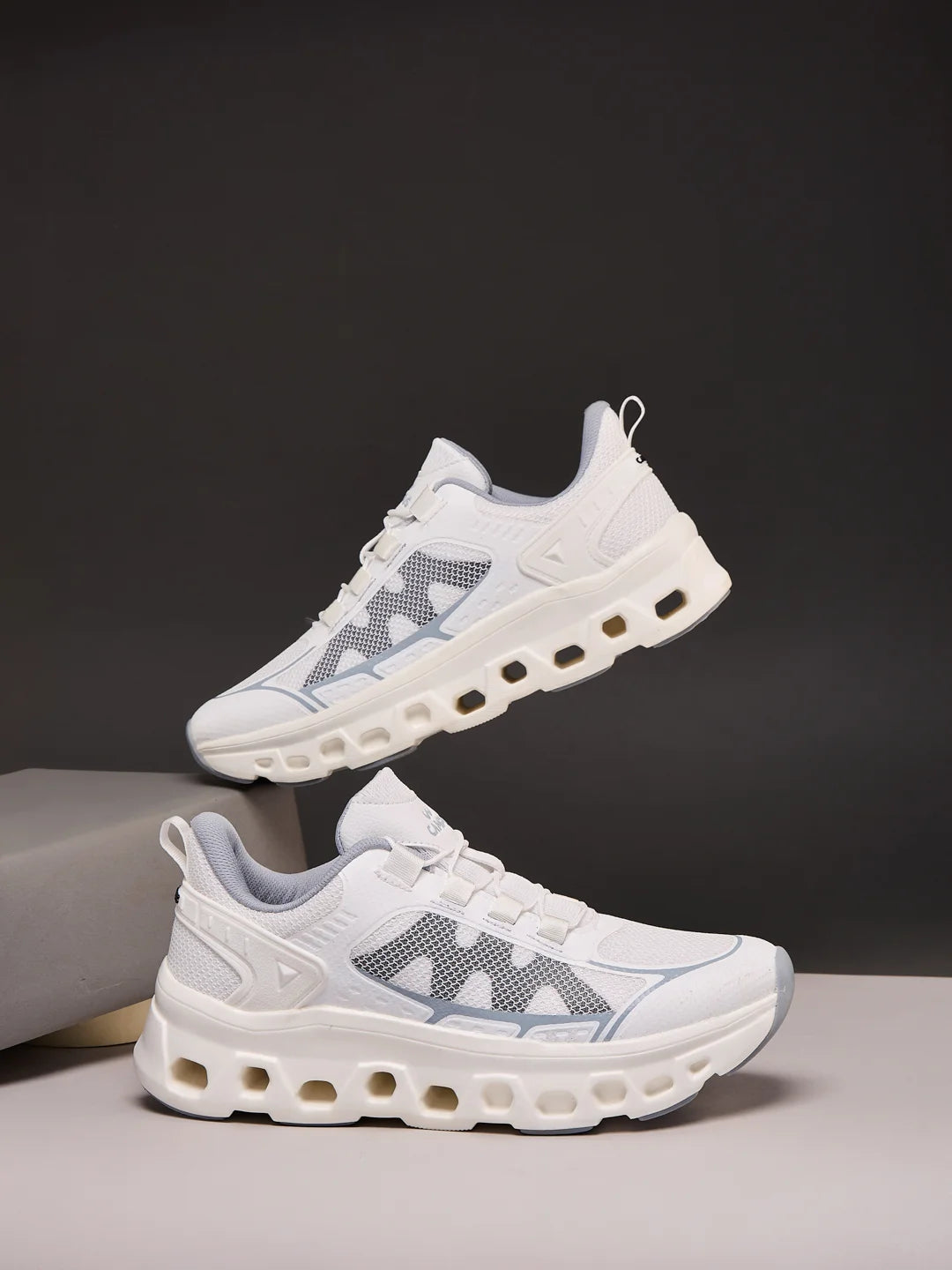 NECTER White Men's Running Shoes - Main Image