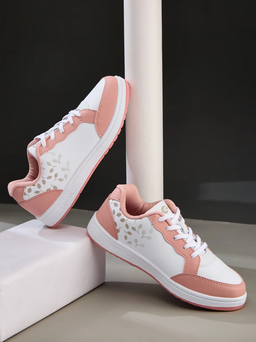 OGL-D2 White Women's Sneakers