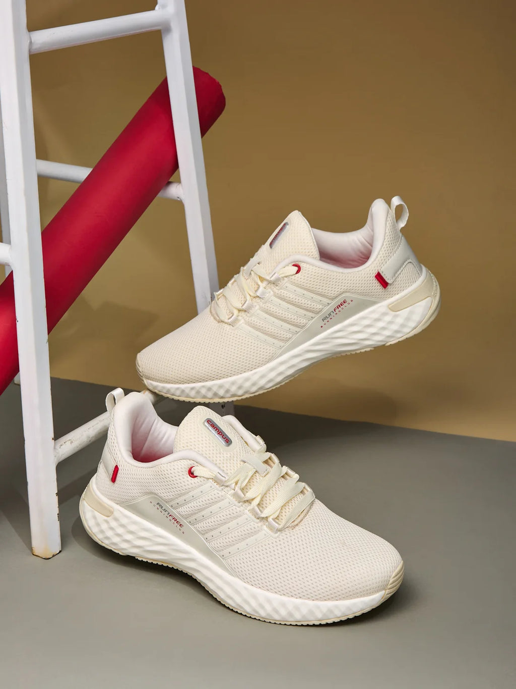 OSLO PRO Off White Men's Running Shoes