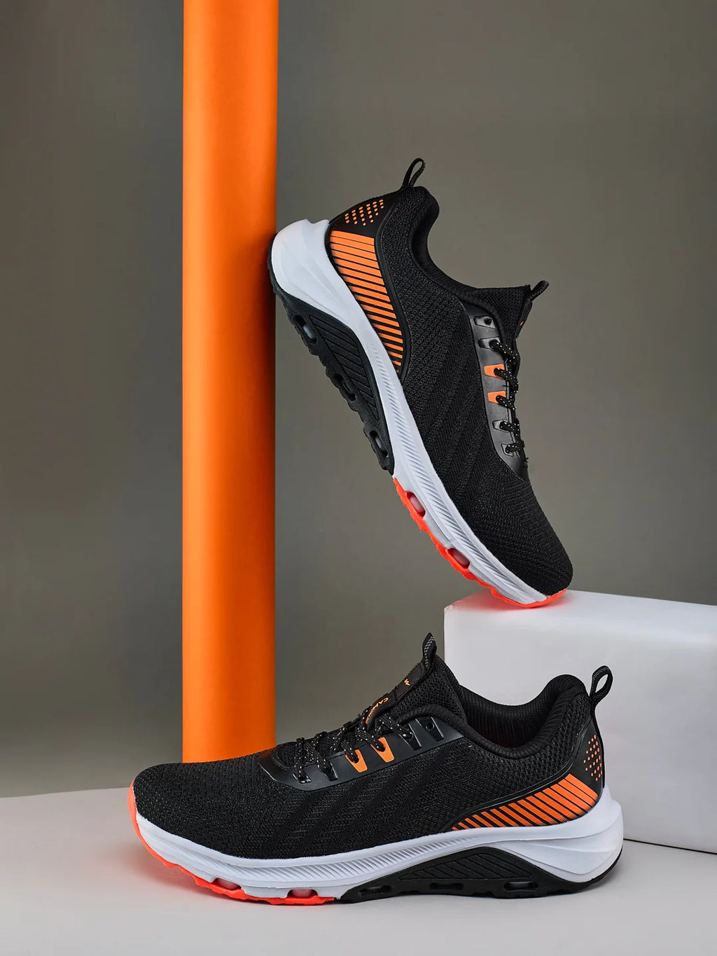 PORTAL Black Men's Running Shoes