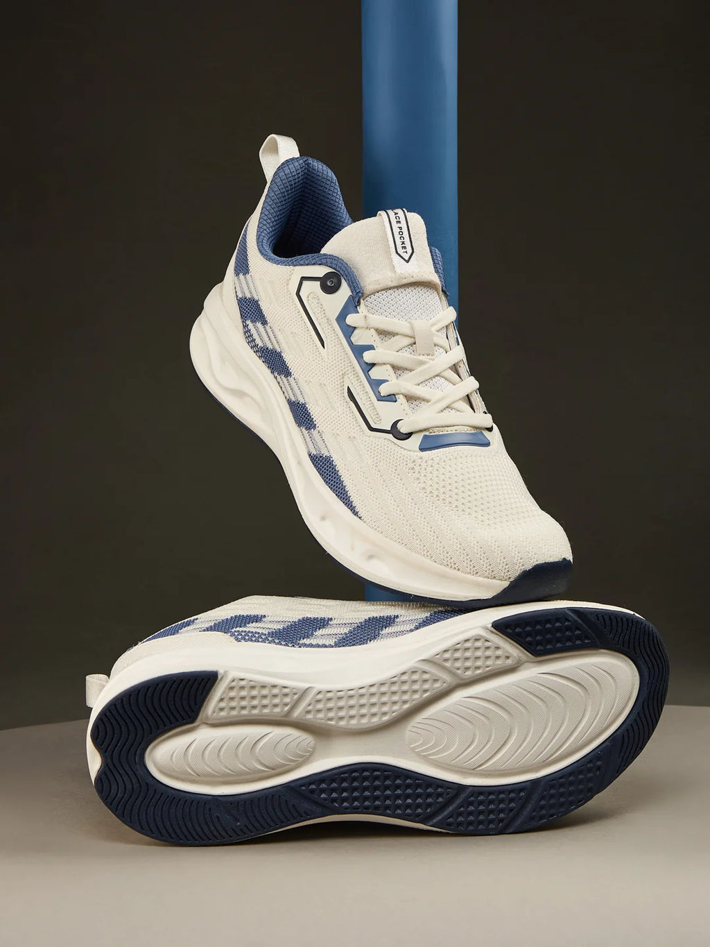 RAZZLE Off White Men's Running Shoes