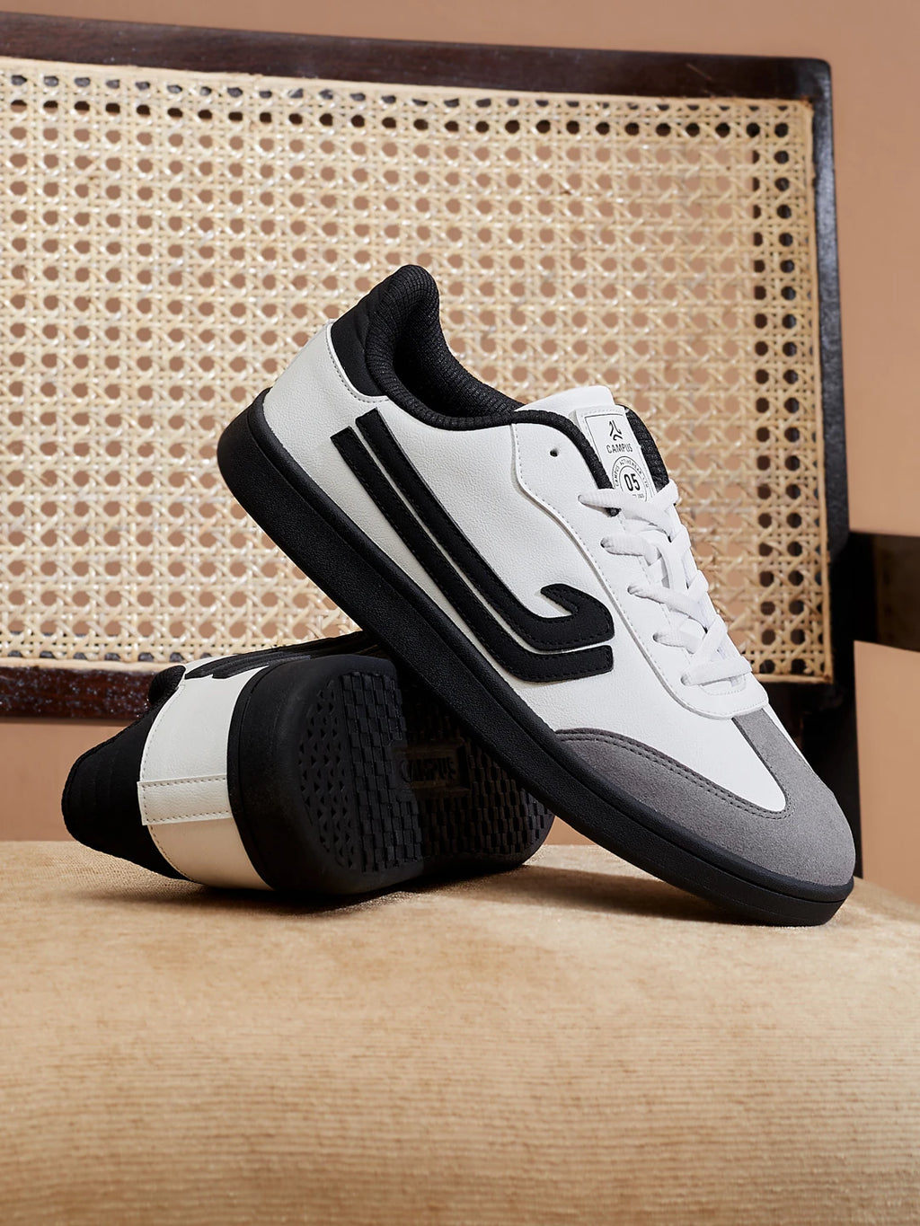 ROLIM White Men's Lace-Up Sneakers