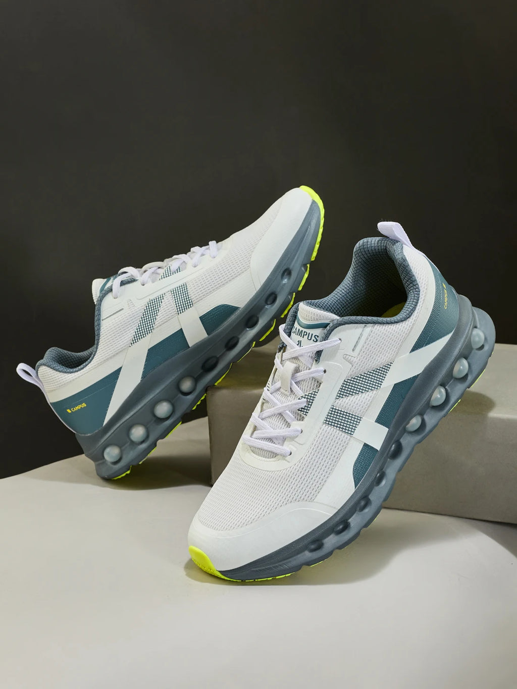 RUNOVA White Men's Running Shoes