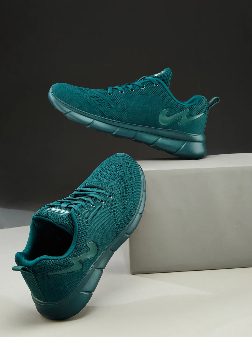 VIBGYOR Green Men's Sneakers