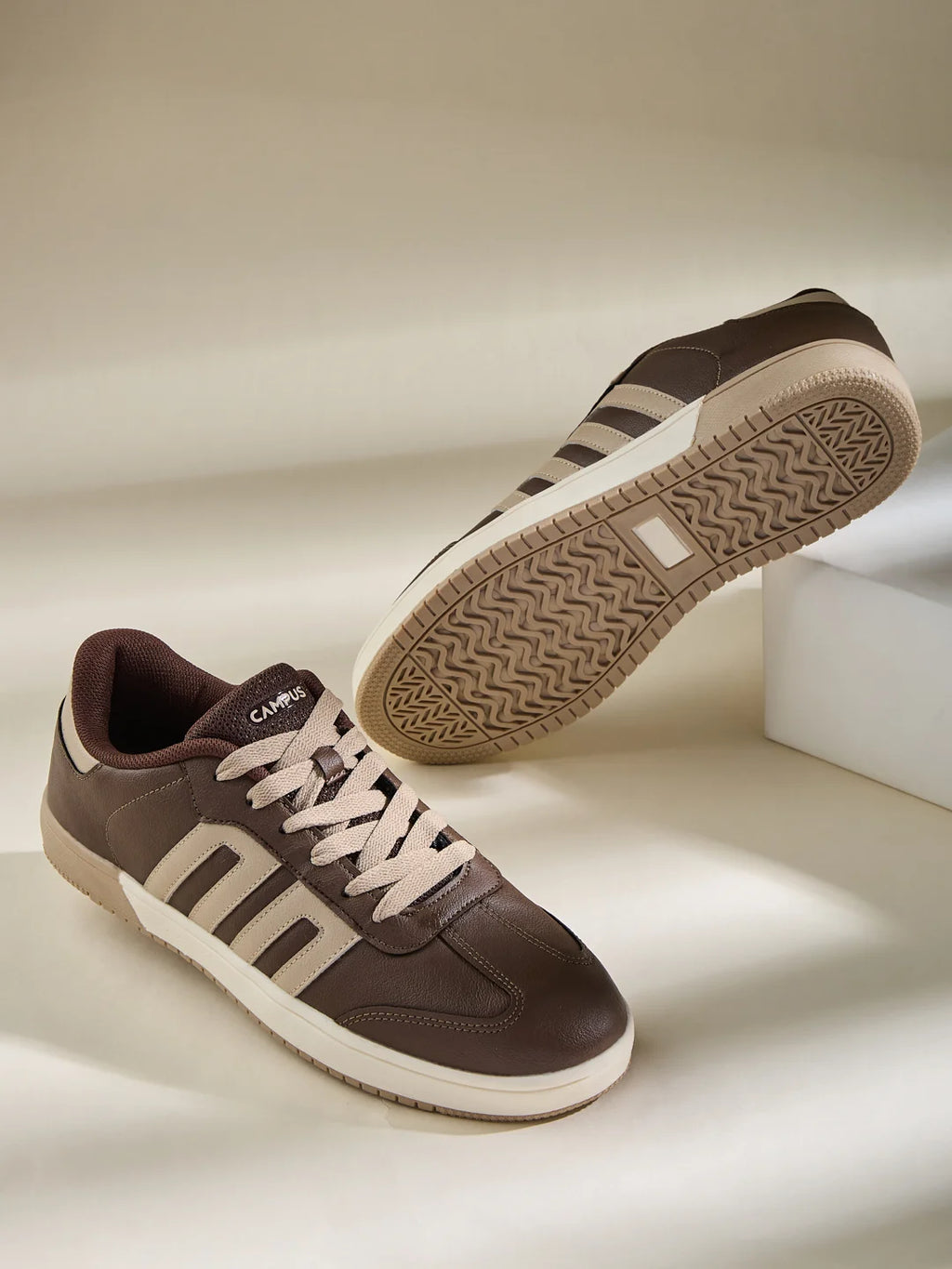 VULTURE Brown Men's Sneakers